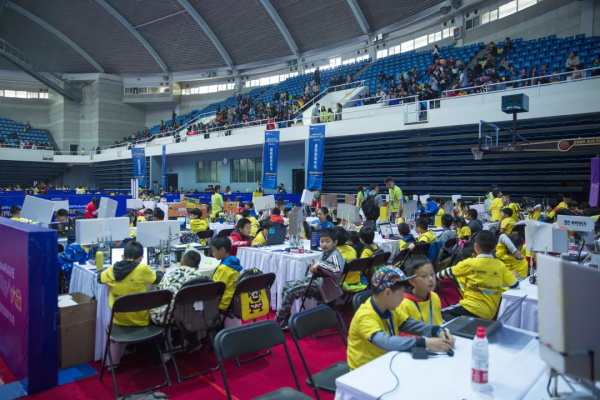 童程童美首位央視小記者，CCTV出鏡啦！