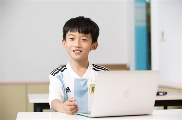 暑假怎么安排？Cool Kids都報(bào)名了公益編程課！ 