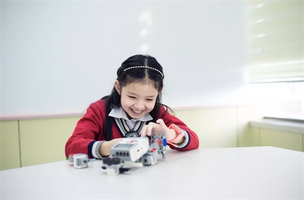 暑假怎么安排？Cool Kids都報(bào)名了公益編程課！ 