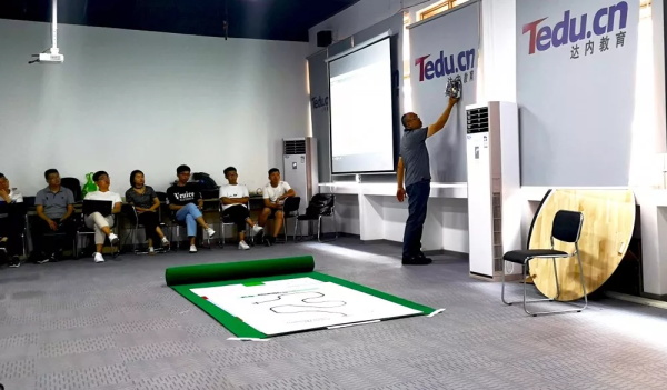 童程童美國(guó)際大賽暑期特訓(xùn)營(yíng)教練集訓(xùn)圓滿收官，學(xué)員集訓(xùn)大幕將啟！