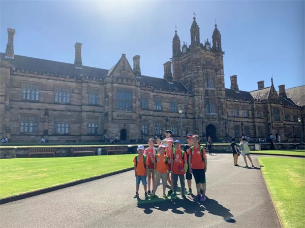 2019童程童美·國際高端編程研學(xué)營正式拉開帷幕！