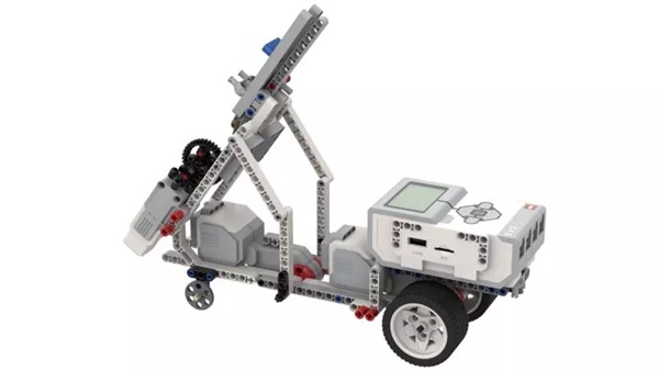 八一建軍節(jié)，有一群小小特種兵將會(huì)秘密集結(jié)……