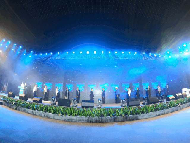 超燃！勇奪三冠，為國爭光，童程童美問鼎2019RoboRAVE世界總決賽！