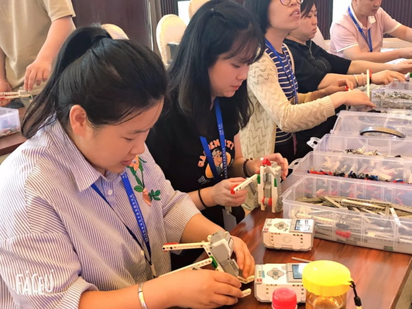 2019科學(xué)與藝術(shù)教育國際論壇在京舉行，童程童美受邀出席！