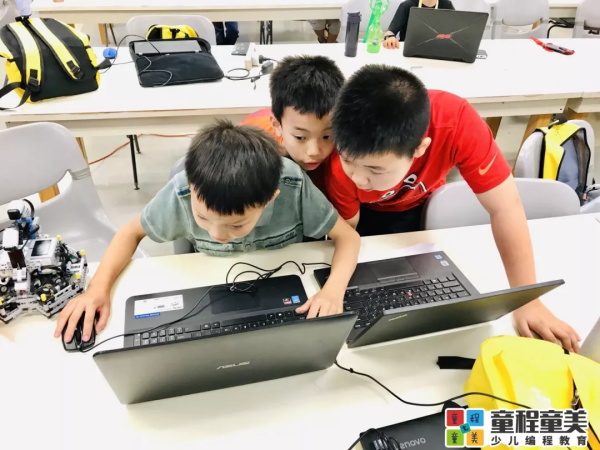 逐夢(mèng)前行，載譽(yù)而歸：童程童美隊(duì)包攬2019WRO南加州賽冠亞軍！