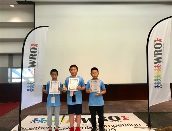 跨國交流，童程童美學員登上中國駐洛杉磯總領館官網(wǎng)頭條！