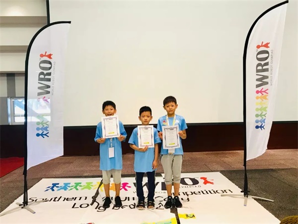 跨國交流，童程童美學員登上中國駐洛杉磯總領館官網(wǎng)頭條！