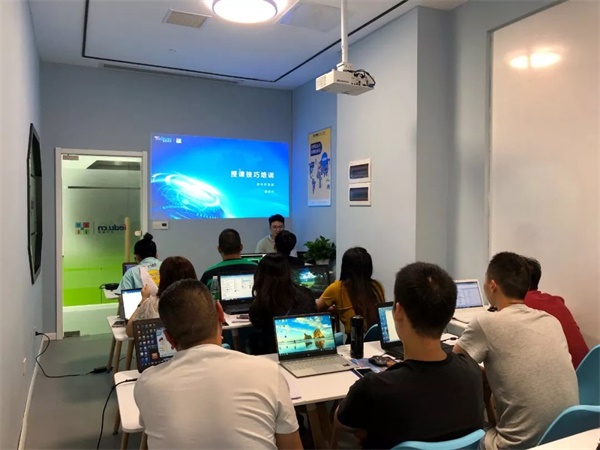 公益助學(xué) | 童程童美發(fā)揮編程教學(xué)優(yōu)勢，推動中國教育資源均衡發(fā)展 