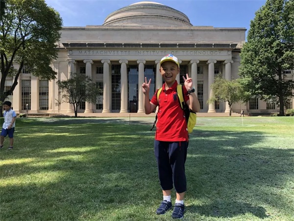 走出國門，擁抱未來！童程童美2020年寒假國際高端編程研學(xué)營報名開啟！