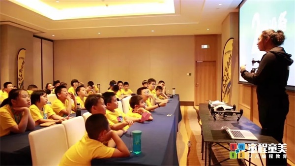 【國(guó)內(nèi)營(yíng)地】童程童美·云南撫仙湖·大疆無人機(jī)攝影營(yíng)報(bào)名開啟！