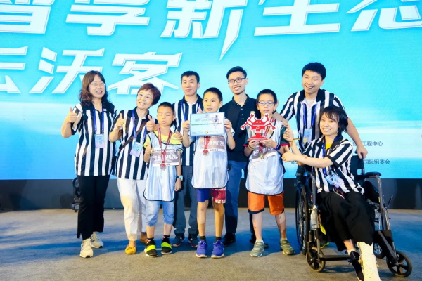 高額獎勵金、直通國際總決賽 | 2020年童程童美RoboRAVE國際教育機器人大會報名開啟！