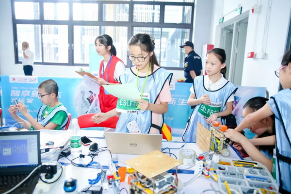 高額獎勵金、直通國際總決賽 | 2020年童程童美RoboRAVE國際教育機器人大會報名開啟！